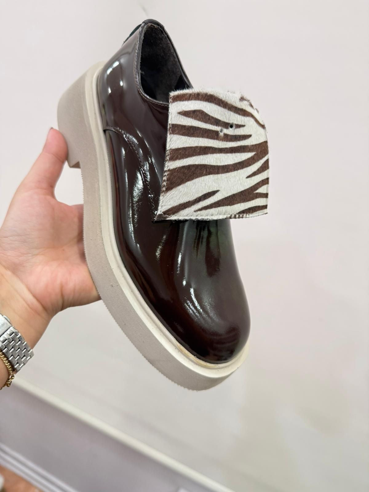 LEESK “Savanna Muse” Loafer(Desma)