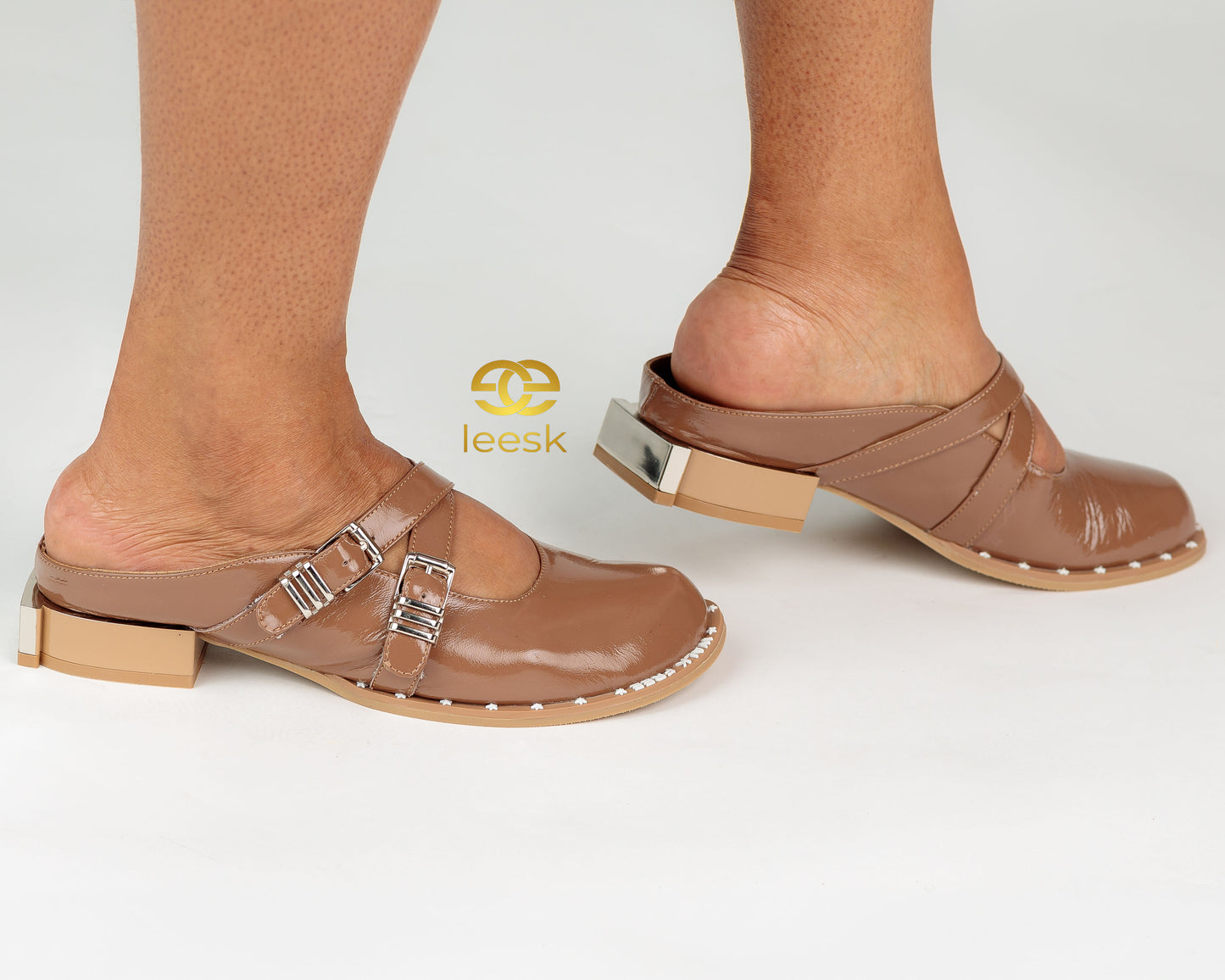 LEESK Siena Buckle Mule – Mocha Patent (Zamanje)
