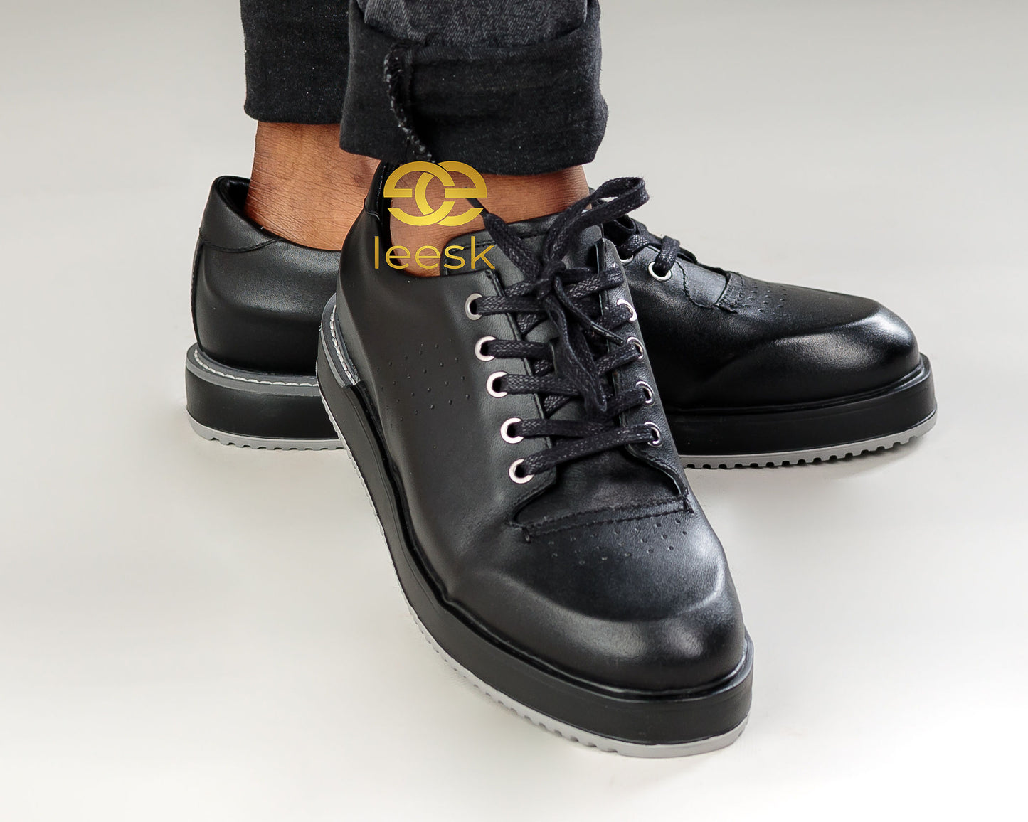 LEESK The Noir black men's sneaker (Basi)