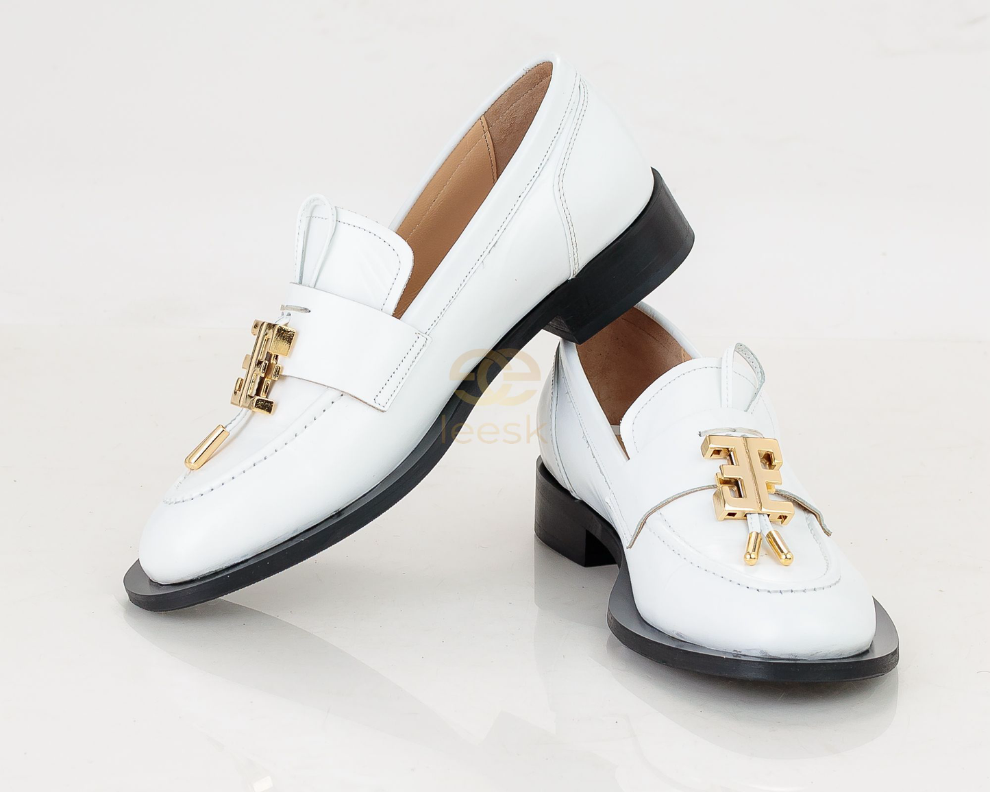 The LEESK Signature Loafer White (Melody)