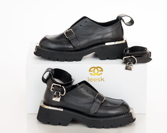The Zuri Artisanal Oxford (Namso)