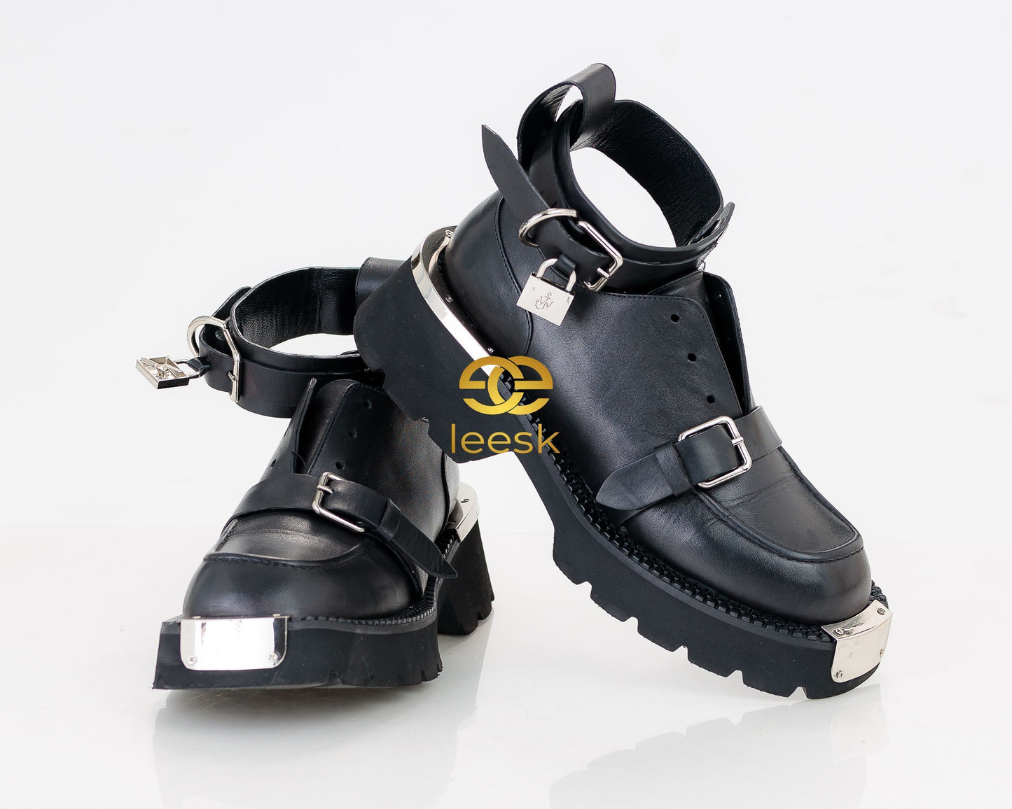 The Zuri Artisanal Oxford (Namso)