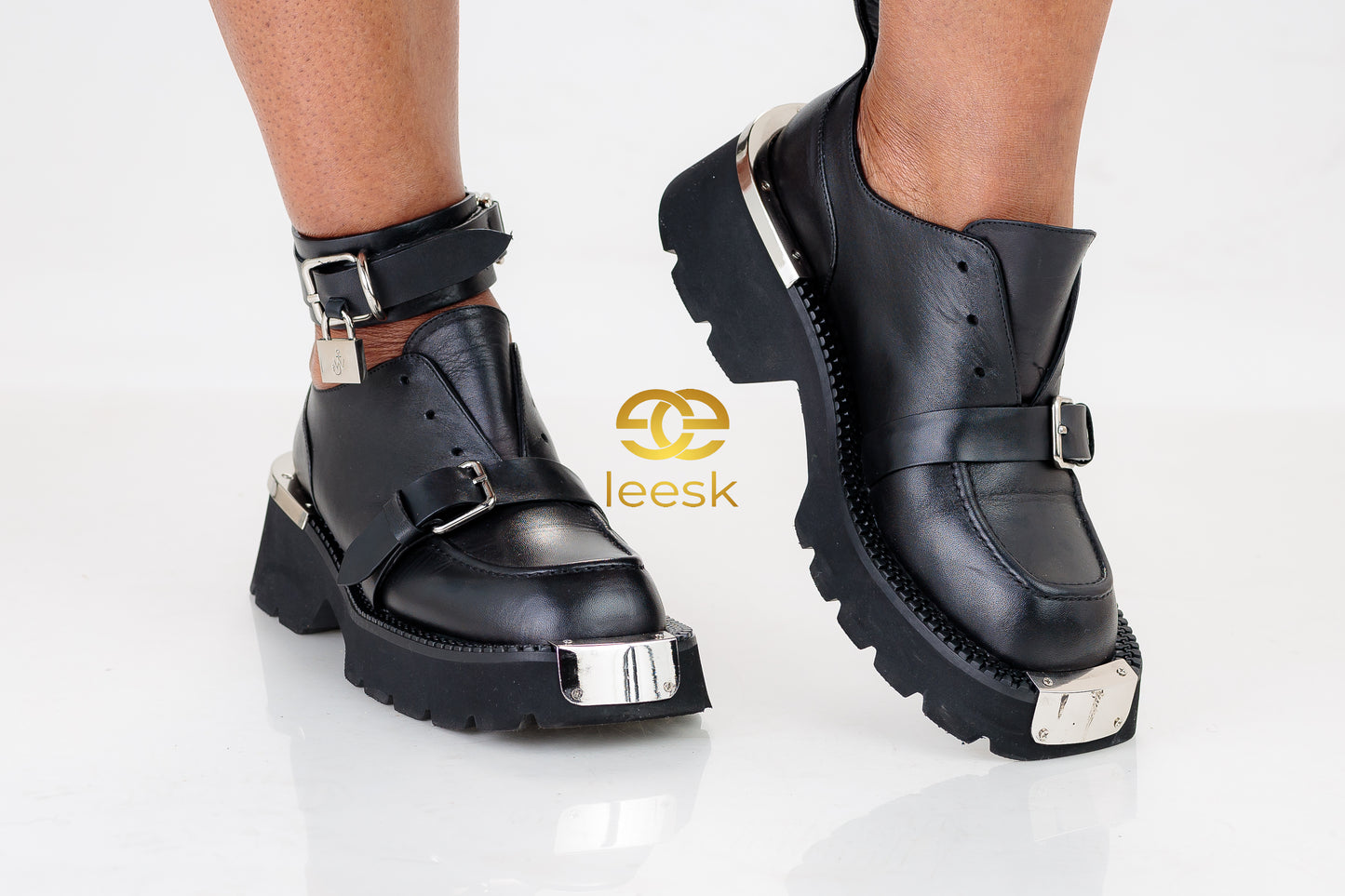 The Zuri Artisanal Oxford (Namso)