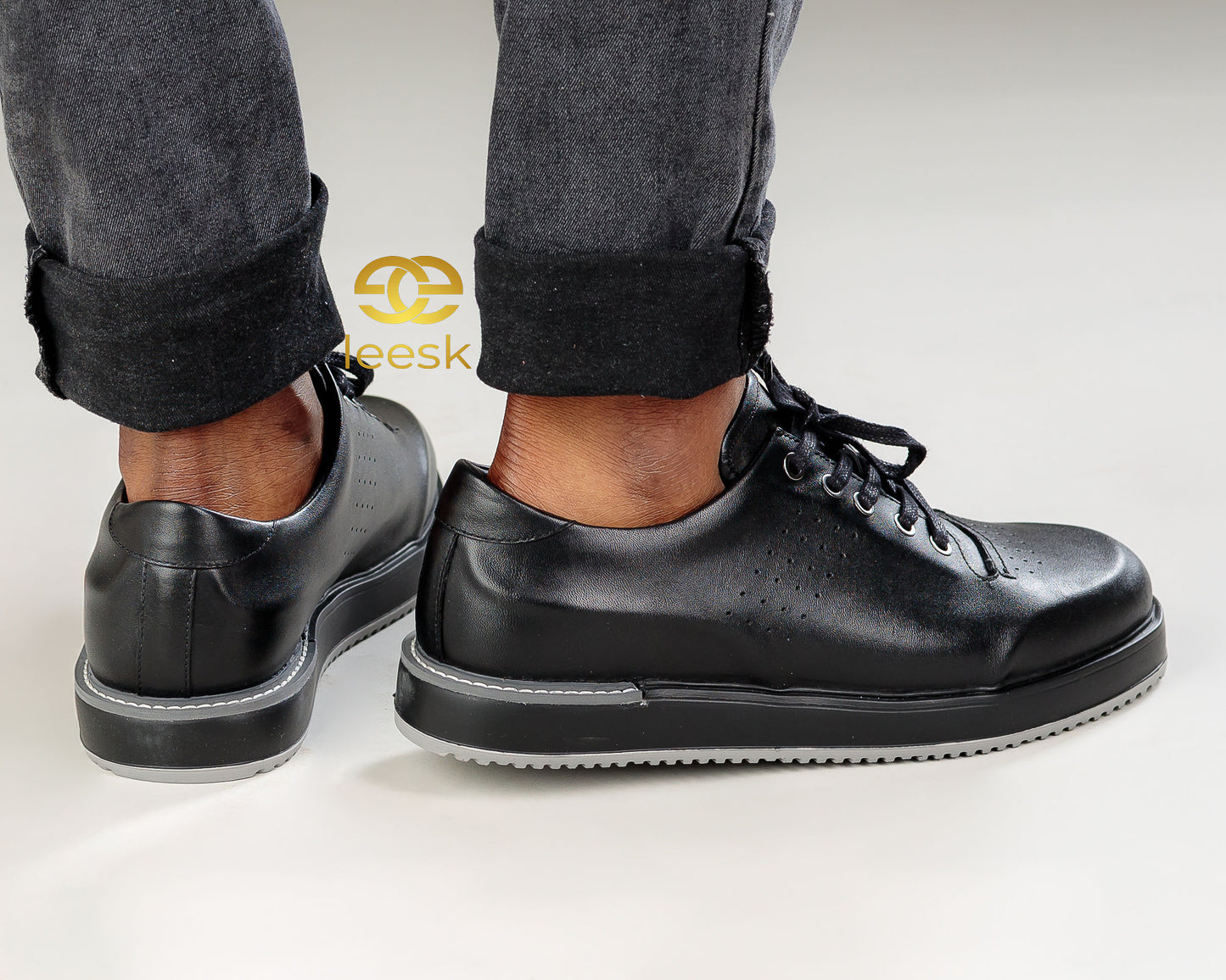 LEESK The Noir black men's sneaker (Basi)
